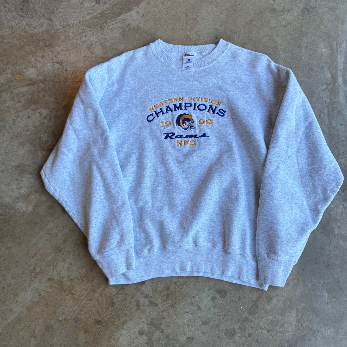vintage 1999 rams crewneck