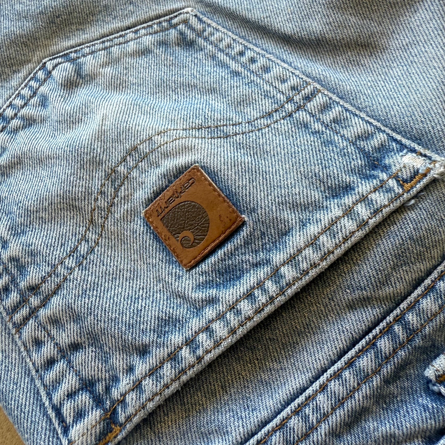 2000’s Essential Carhartt Jeans (38)