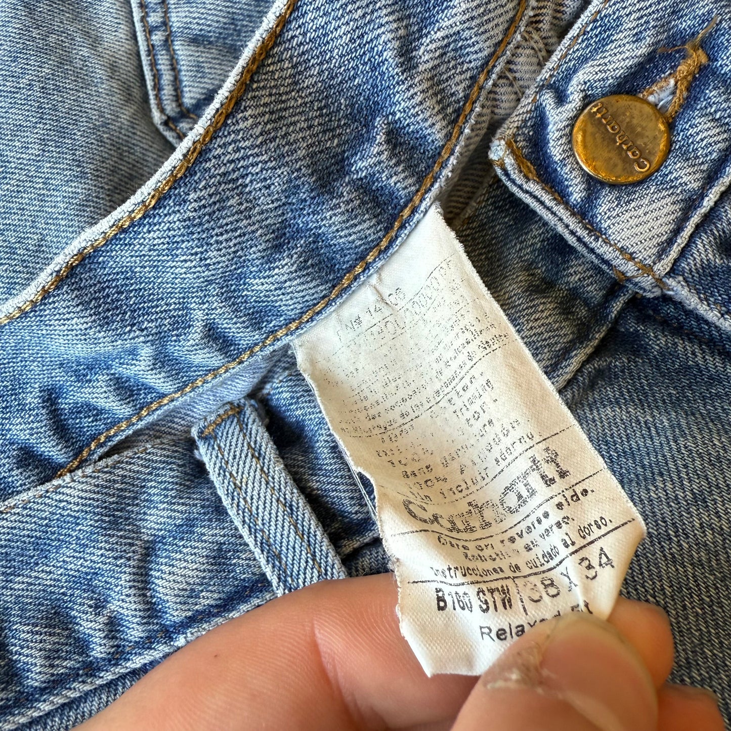 2000’s Essential Carhartt Jeans (38)