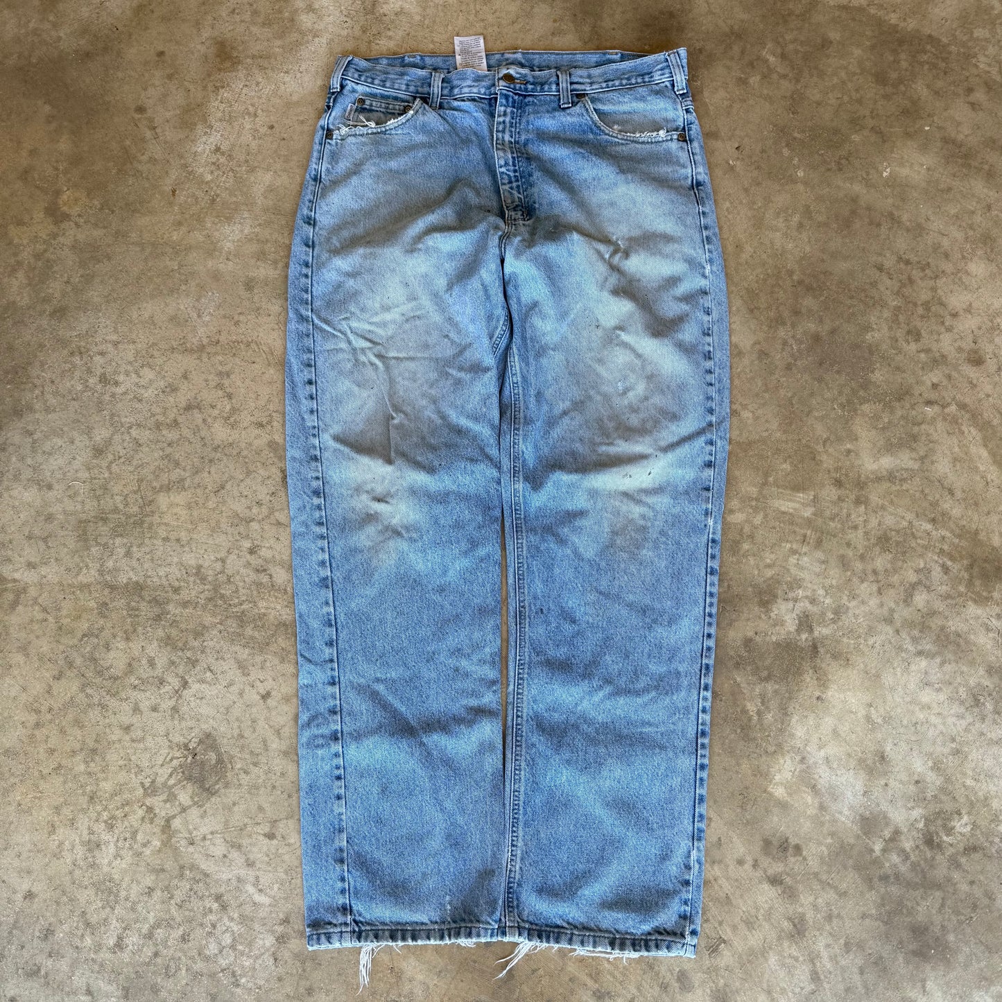 2000’s Essential Carhartt Jeans (38)